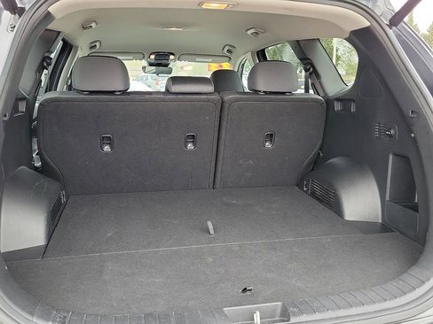 Used 2023 Hyundai Santa Fe SEL image 15