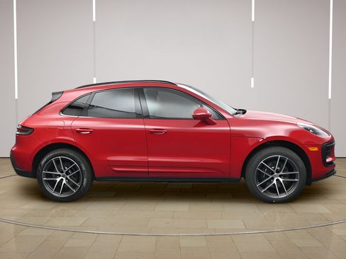 New 2026 Porsche Macan AWD/4WD image 23