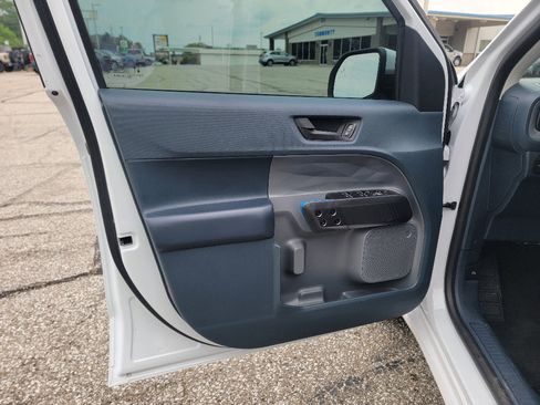 Used 2025 Ford Maverick Lobo AWD/4WD image 10