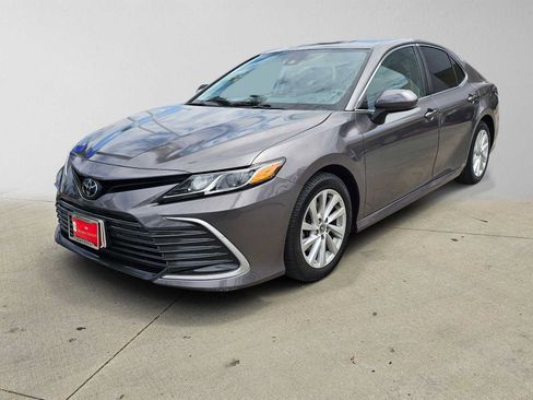 Used 2023 Toyota Camry LE FWD image 7