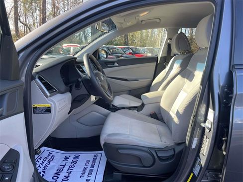 Used 2016 Hyundai Tucson SE w/ Option Group 12 image 16