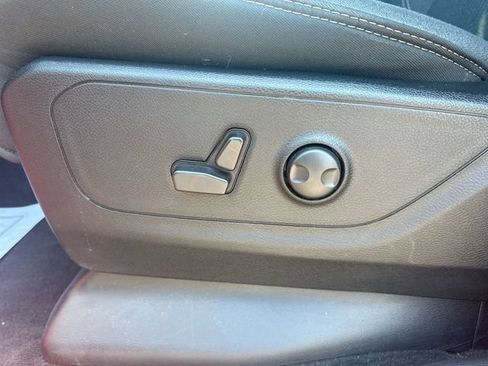 Used 2022 RAM 1500 Big Horn AWD/4WD image 14