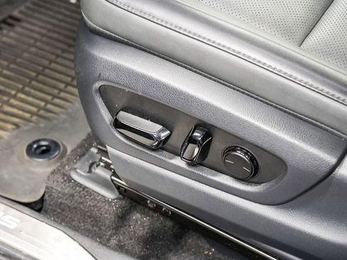 Used 2025 Lexus RZ 300e w/ Accessory Package (2T) FWD image 22