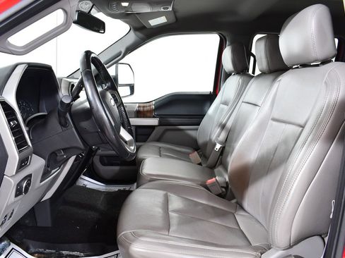 Used 2018 Ford F150 Lariat image 6