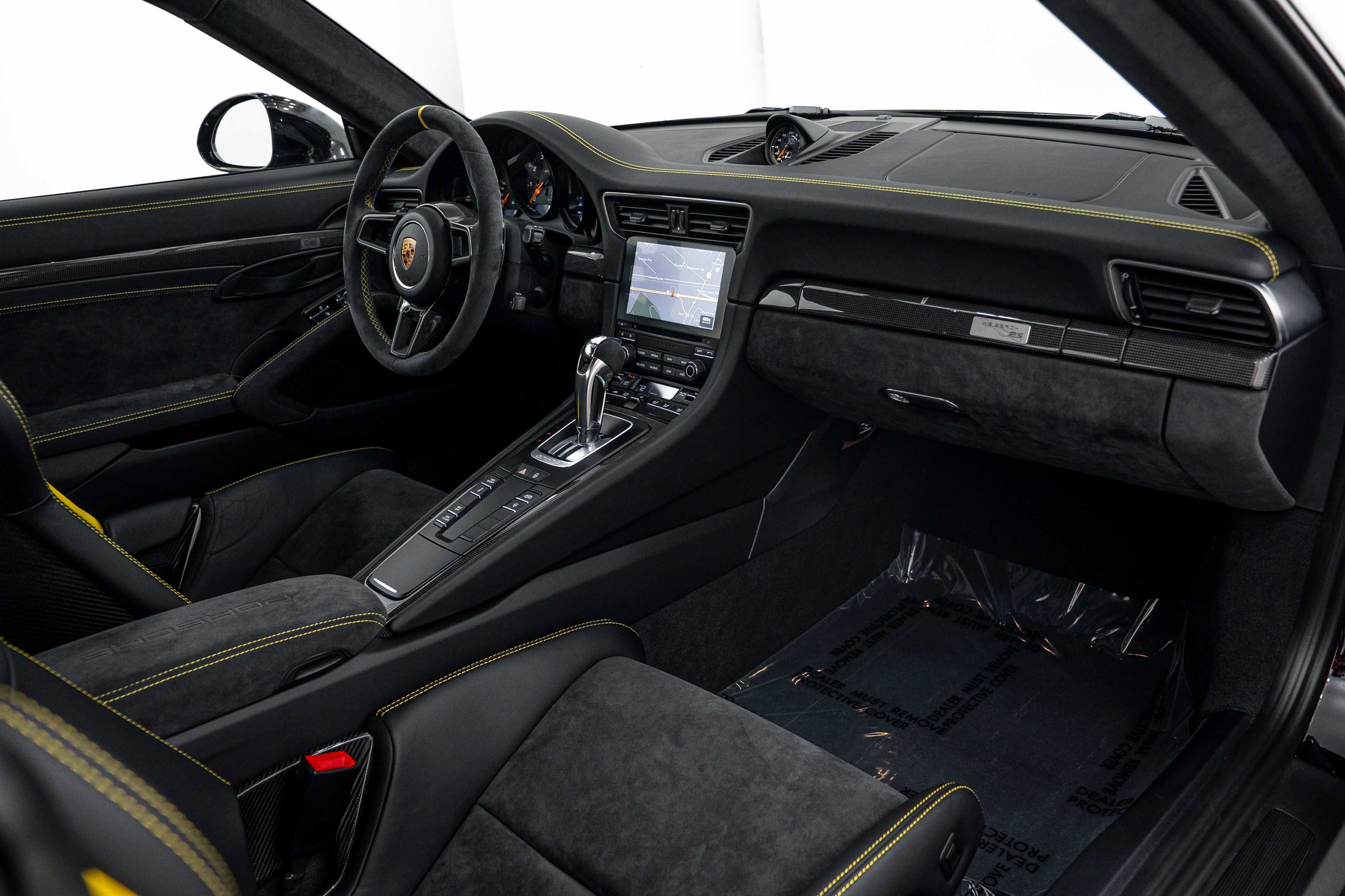 Certified 2018 Porsche 911 GT2 RS RWD image 21