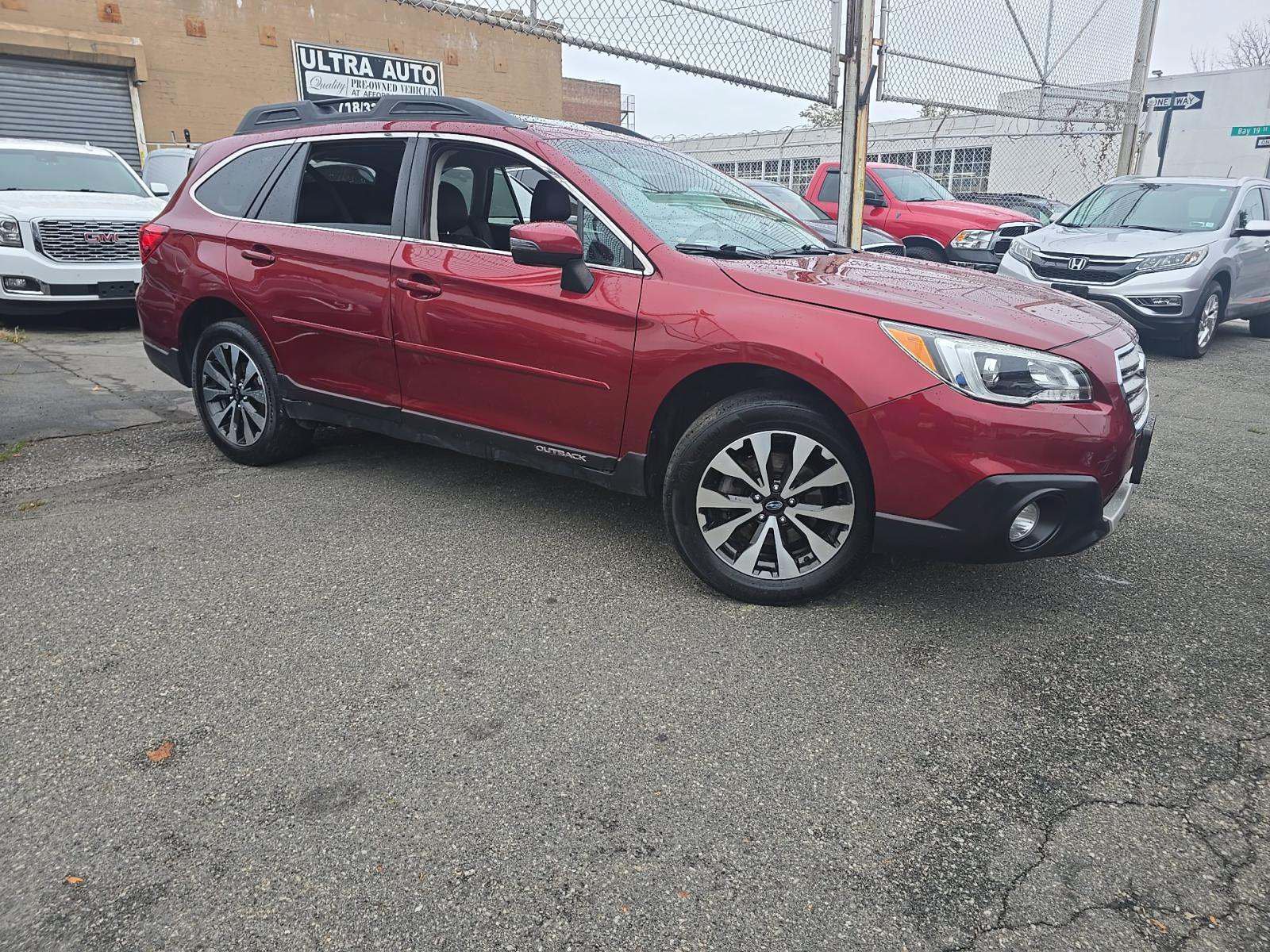 Used 2017 Subaru Outback 2.5i Limited AWD/4WD image 4