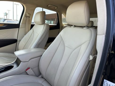 Used 2016 Lincoln MKC Select w/ Select Plus Package image 12