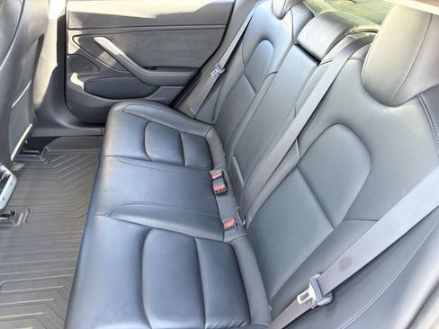 Used 2020 Tesla Model 3 Performance image 25