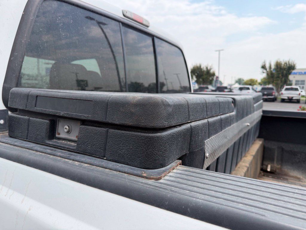 Used 2006 Ford F350 Lariat AWD/4WD image 9