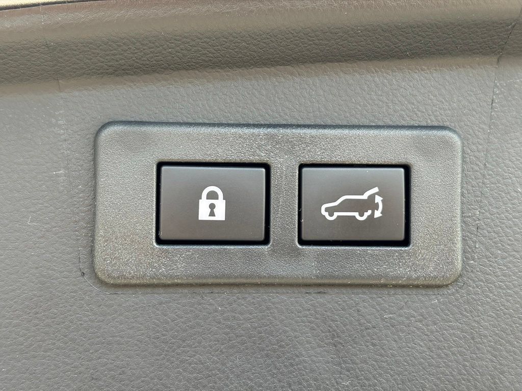 Used 2024 Subaru Outback Limited AWD/4WD image 13
