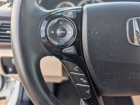 Used 2017 Honda Accord EX-L image 23