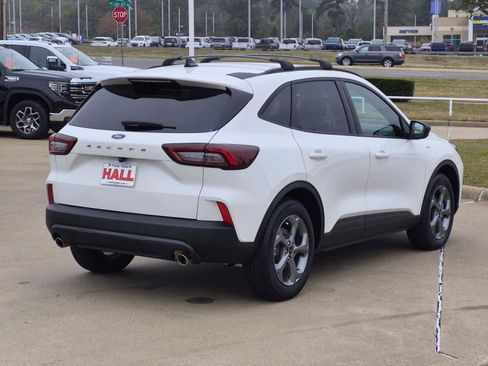 Used 2025 Ford Escape ST-Line w/ Tech Pack #1 image 6