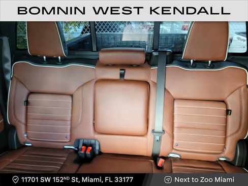 Used 2025 GMC Sierra 2500 Denali Ultimate w/ Max Trailering Package image 9