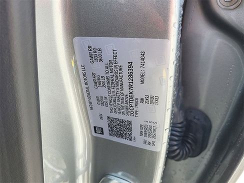 Used 2024 Chevrolet Colorado Z71 w/ Z71 Convenience Package 2 image 39