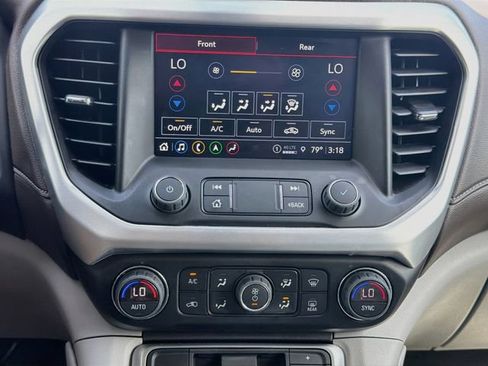 Used 2022 GMC Acadia SLT w/ Technology Package FWD image 35