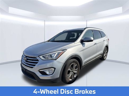 Used 2014 Hyundai Santa Fe Limited FWD image 2