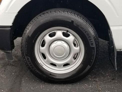 Used 2025 Ford F150 XL RWD image 27