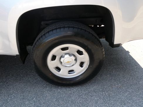 Used 2018 Chevrolet Colorado W/T RWD image 30