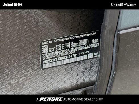 Used 2024 BMW iX xDrive50 w/ Sport Package AWD/4WD image 15