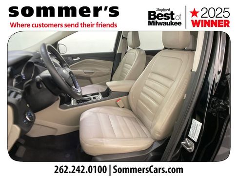 Used 2018 Ford Escape Titanium w/ Ford Safe & Smart Package AWD/4WD image 9