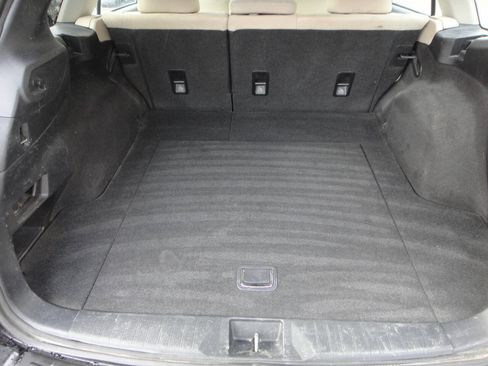 Used 2019 Subaru Outback 2.5i AWD/4WD image 11