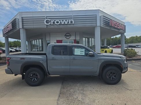 New 2025 Nissan Frontier PRO-4X image 2