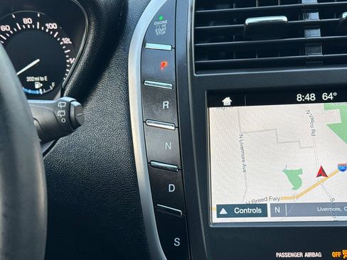 Used 2017 Lincoln MKC Reserve AWD/4WD image 34