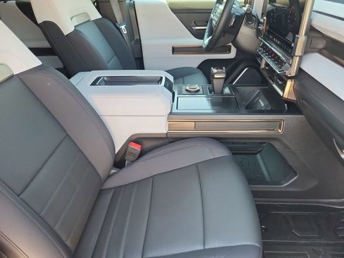 New 2025 GMC Hummer EV 3X w/ Extreme Off-Road Package image 10