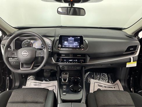 Used 2026 Nissan Rogue SV FWD image 34