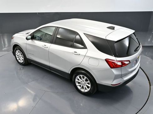 Used 2021 Chevrolet Equinox LS w/ LS Convenience Package AWD/4WD image 50