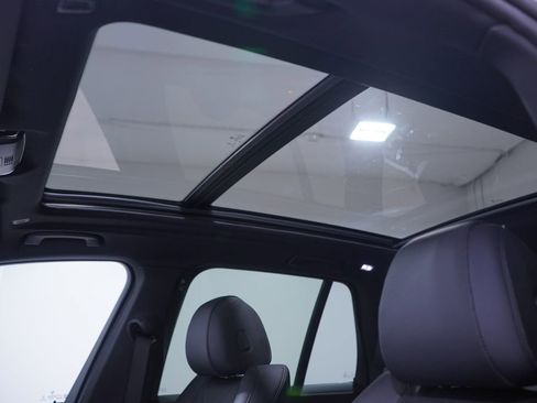 New 2026 BMW X5 xDrive40i w/ M Sport Package AWD/4WD image 8
