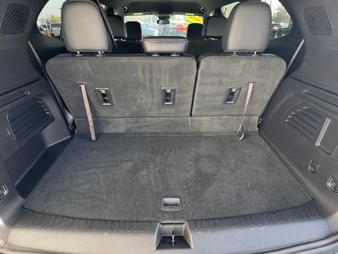 Used 2025 Buick Enclave Sport Touring image 6