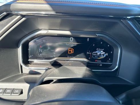 Used 2024 GMC Sierra 2500 AT4 w/ AT4 Premium Plus Package image 27