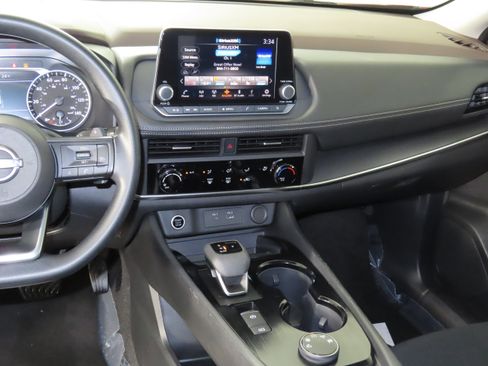 Certified 2023 Nissan Rogue S image 8