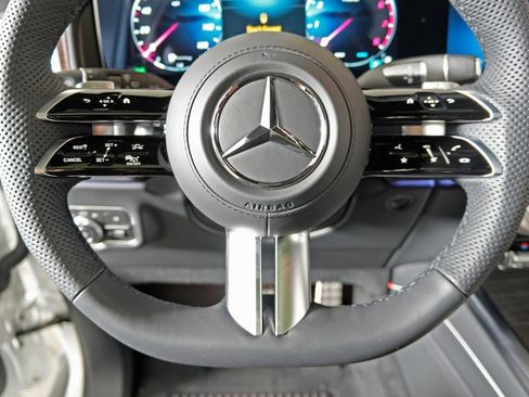 New 2026 Mercedes-Benz G 550 image 17