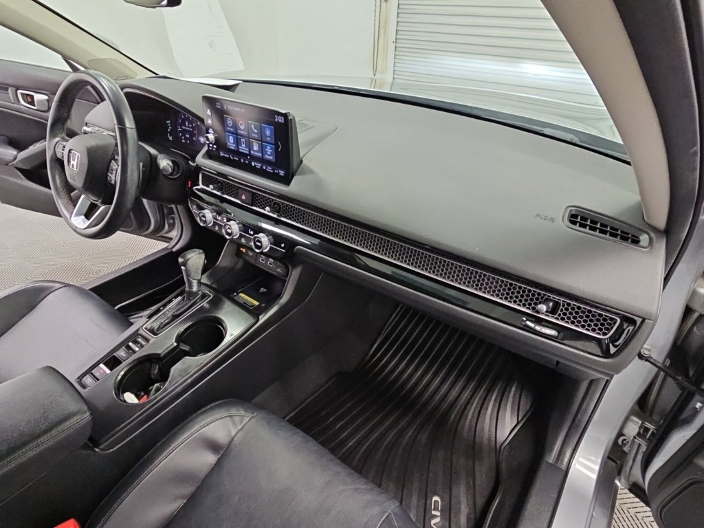 Used 2024 Honda Civic Touring image 37