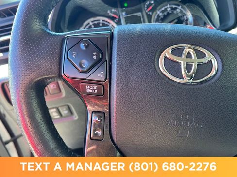 Used 2023 Toyota 4Runner TRD Off-Road Premium w/ Moonroof Package AWD/4WD image 18