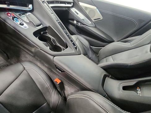 Used 2023 Chevrolet Corvette Stingray w/ Z51 Performance Package image 24