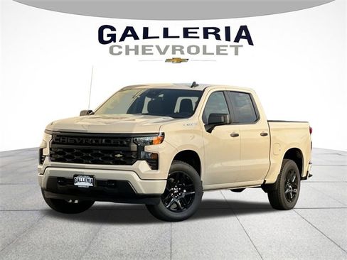 New 2026 Chevrolet Silverado 1500 Custom image 2