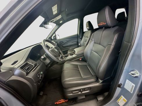 Used 2024 Honda Passport TrailSport image 13