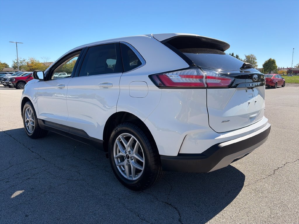 Used 2024 Ford Edge SEL w/ Convenience Package AWD/4WD image 5