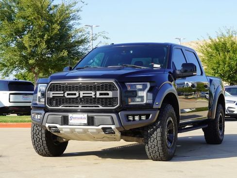 Used 2018 Ford F150 Raptor w/ Equipment Group 802A Luxury AWD/4WD image 3