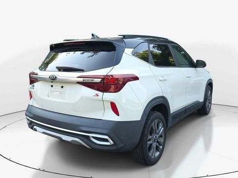 Used 2021 Kia Seltos S FWD image 6