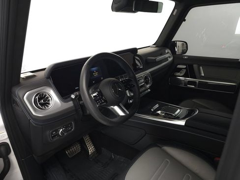 Certified 2025 Mercedes-Benz G 580 w/ EQ Technology image 9