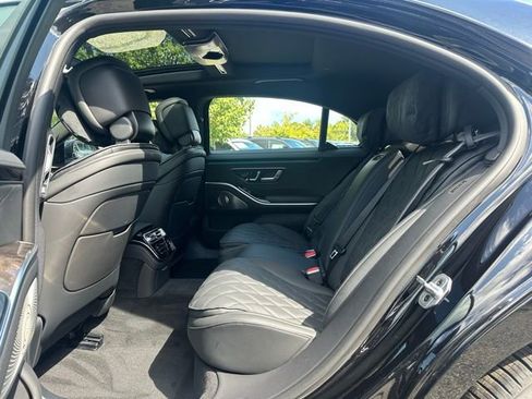 Used 2026 Mercedes-Benz S 580 4MATIC Sedan image 16