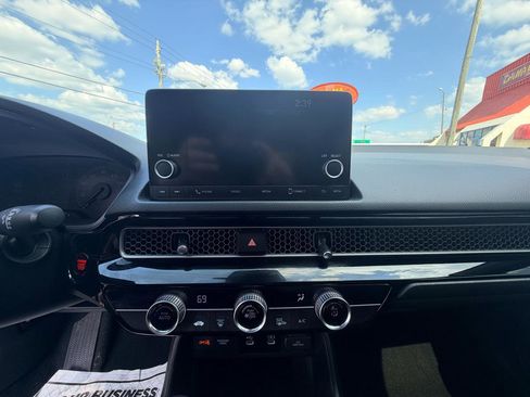 Used 2025 Honda Civic Sport image 24