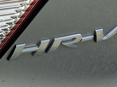 Used 2020 Honda HR-V Sport image 30