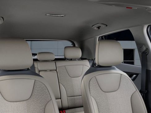 New 2026 Kia Niro EX image 29