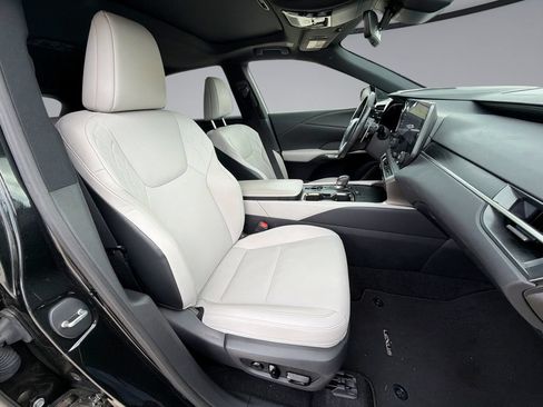 Used 2023 Lexus RX 350 Premium w/ Cold Area Package FWD image 16