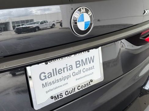 Used 2026 BMW X7 xDrive40i w/ M Sport Package AWD/4WD image 8